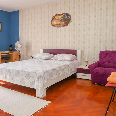 Apartment Sea View Komiza